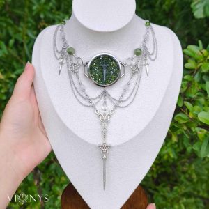 Silver necklace with Jade, Moonstone and green details - Window of The Past.